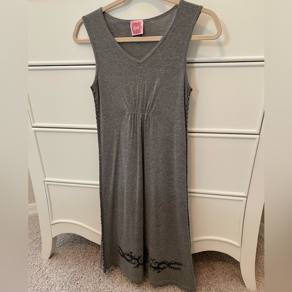 Grey dress “Tail bait”